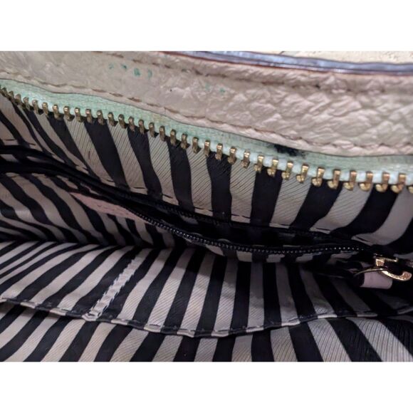 Kate Spade Crossbody Purse Light Pink Pebbled Leather with White Tassel - Picture 8 of 13